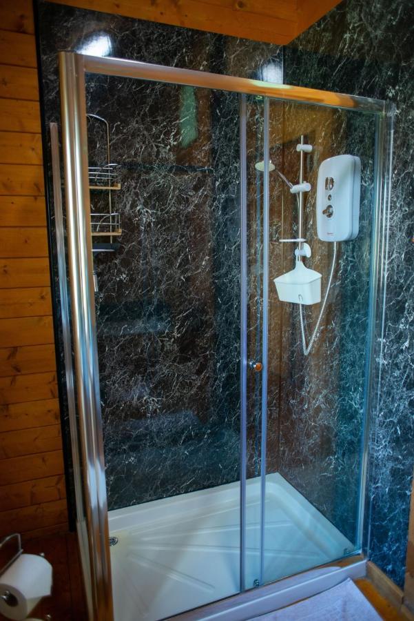 George Cabin - Log Cabin In Wales With Hot Tub نيوتاون المظهر الخارجي الصورة